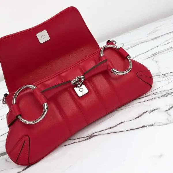 Gucci Horsebit Chain Shoulder Bag Red - Image 5