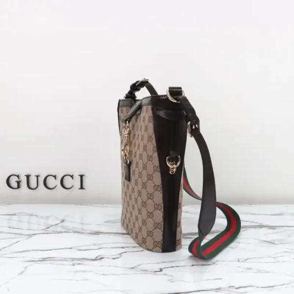 Gucci   Medium Bucket Beige - Image 4