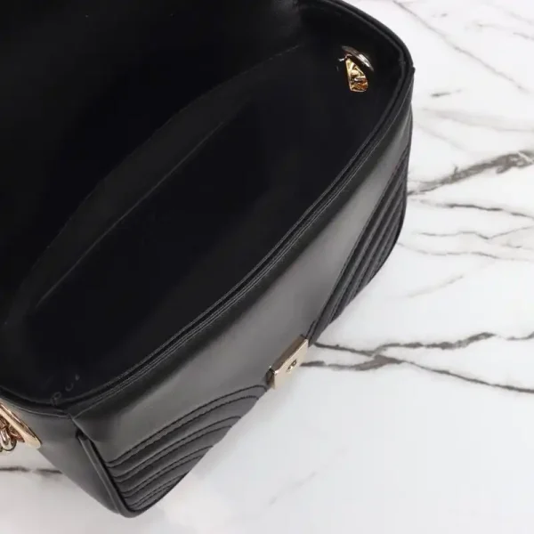 Gucci  Marmont Mini Top Handle Black - Image 3