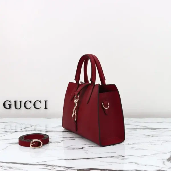 Gucci Jackie Tote  Hook Closure Red - Image 6