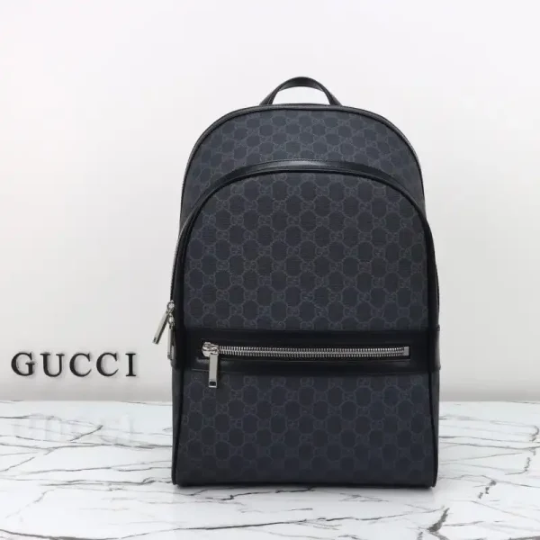 Gucci GG Supreme Large Backpack