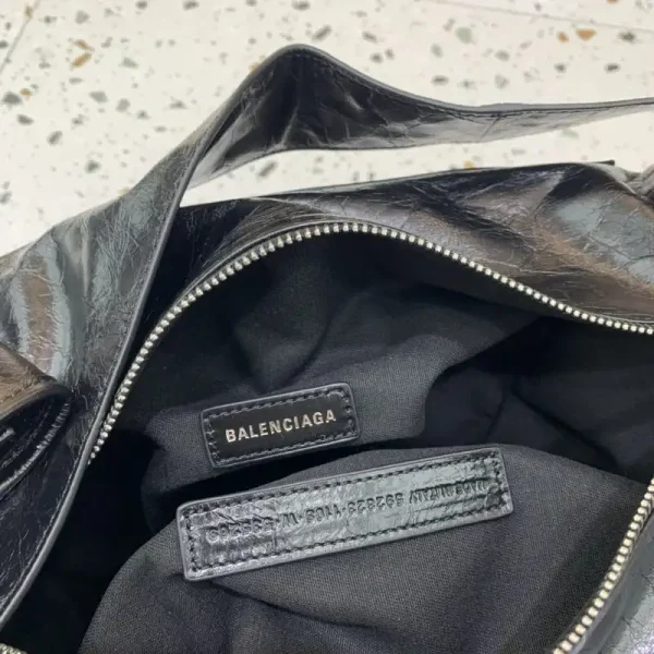 Balenciaga Superbusy Large Black - Image 4