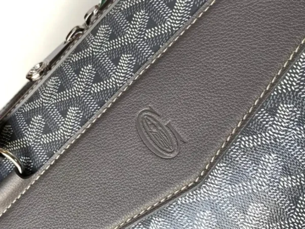 Goyard Cisalpin Document Case Grey - Image 6