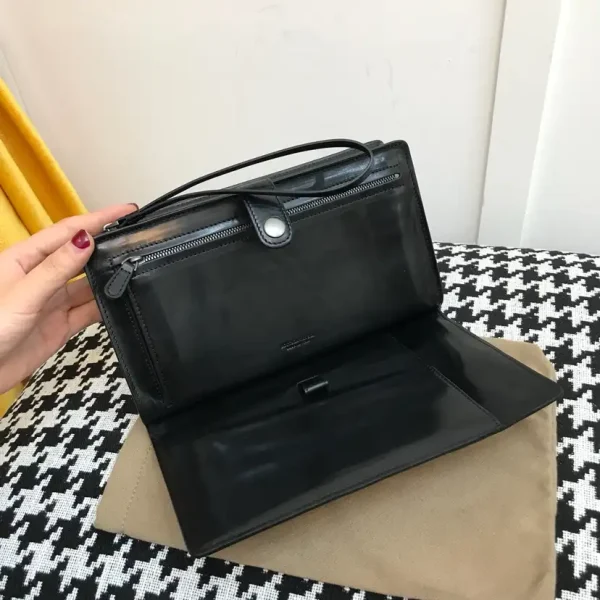 Bottega Veneta Clutch Black - Image 6