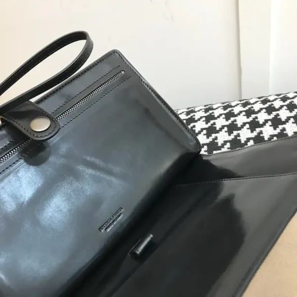 Bottega Veneta Clutch Black - Image 7