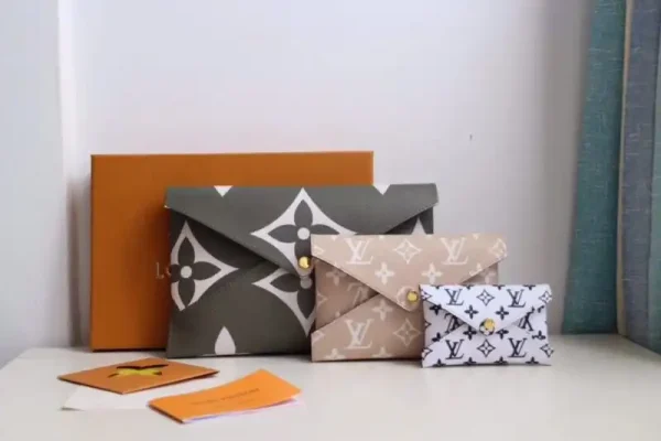 Louis Vuitton Kirigami Pochette Pouch Nude