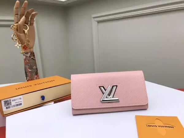 Louis Vuitton Twist Wallet Pink