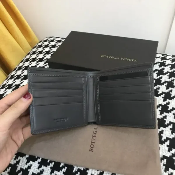 Bottega Veneta Intrecciato Bi-Fold Wallet - Image 2