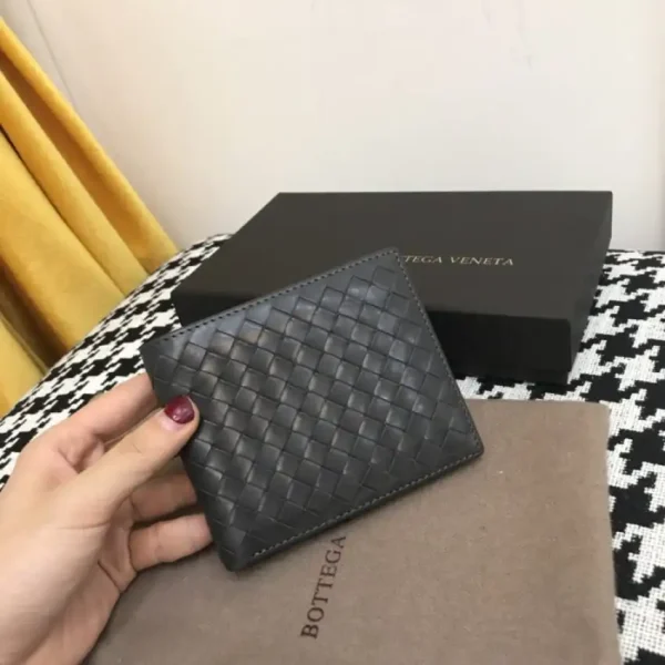 Bottega Veneta Intrecciato Bi-Fold Wallet - Image 3