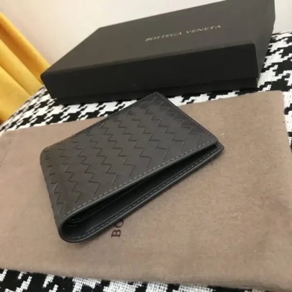 Bottega Veneta Intrecciato Bi-Fold Wallet - Image 8