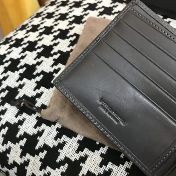 Bottega Veneta Intrecciato Bi-Fold Wallet - Image 10