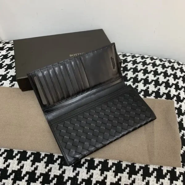 Bottega Veneta Intrecciato Wallet Black - Image 2