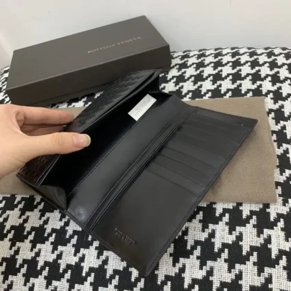 Bottega Veneta Intrecciato Wallet Black - Image 5