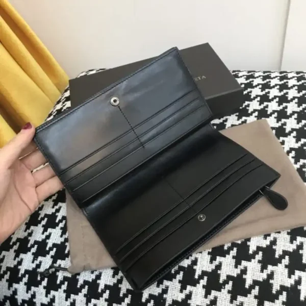 Bottega Veneta Intrecciato Pouch - Image 2