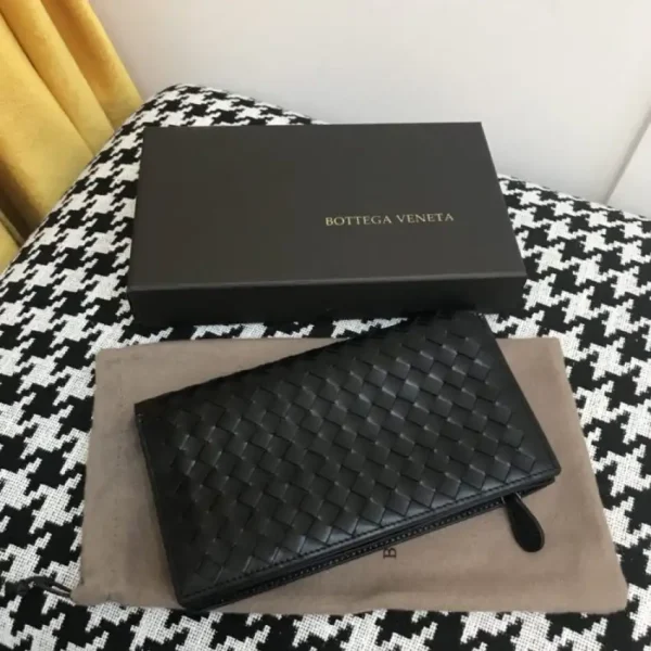 Bottega Veneta Intrecciato Pouch - Image 5