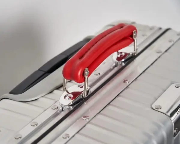 Rimowa Classic Suitcase - Image 8