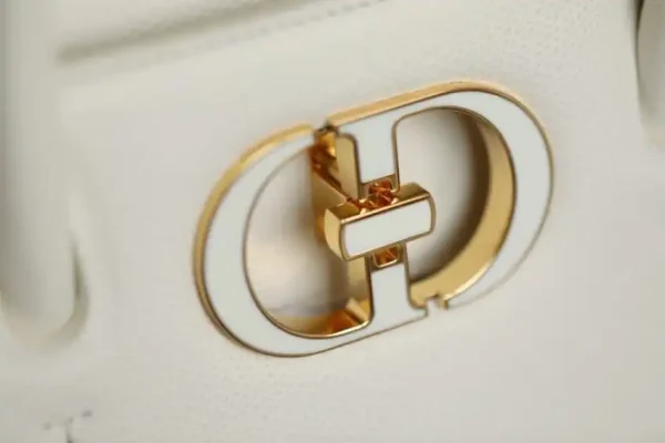 Dior St Honoré Tote  White - Image 9