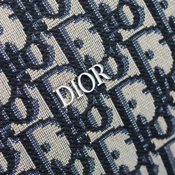 Dior Duffle Travel Bag - Image 4