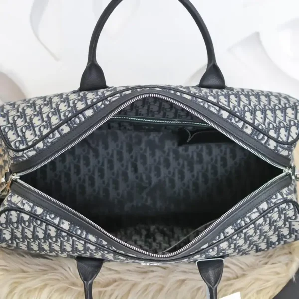 Dior Duffle Travel Bag - Image 5