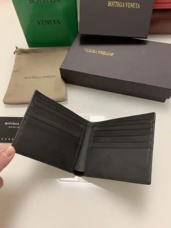 Bottega Veneta 2 Fold Wallet Exclusive - Image 8