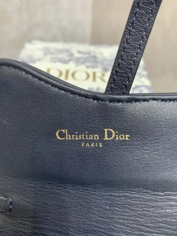 Dior Saddle Pouch with Chain - Image 3