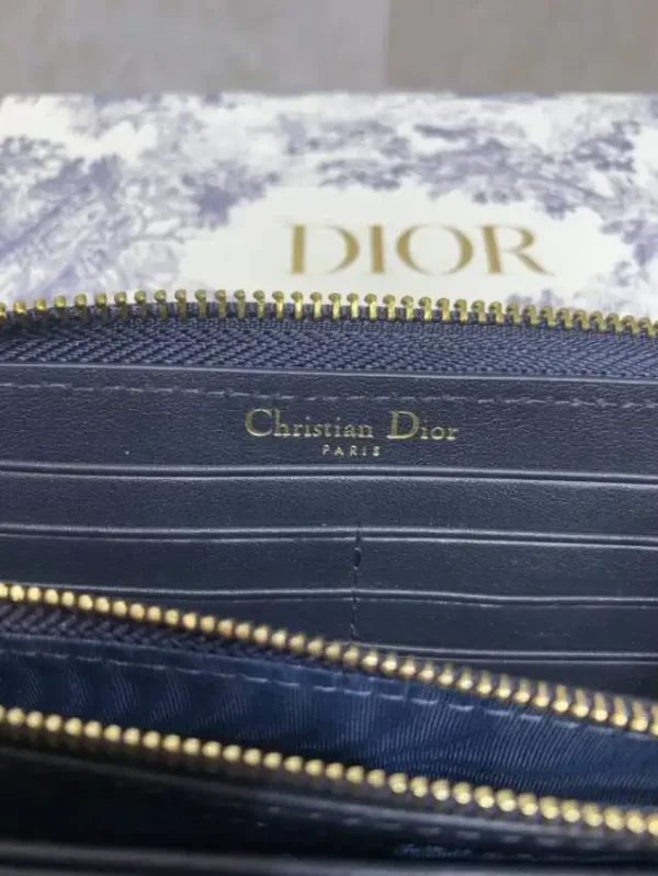 Dior Long Zipper Wallet - Image 4