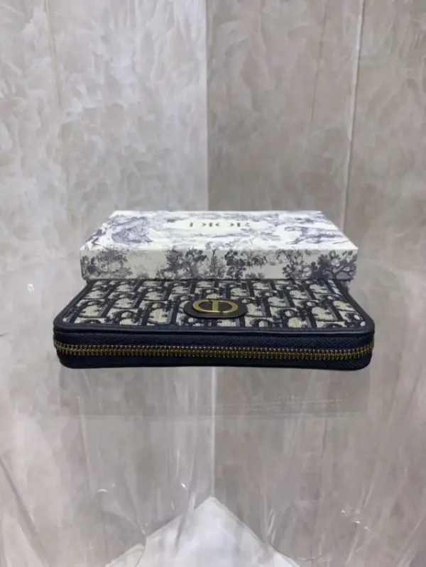 Dior Long Zipper Wallet - Image 8