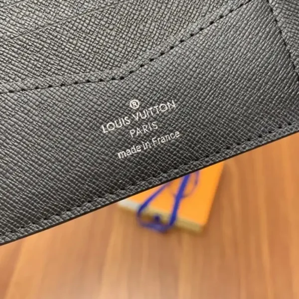 Louis Vuitton Slender Wallet  Black - Image 7