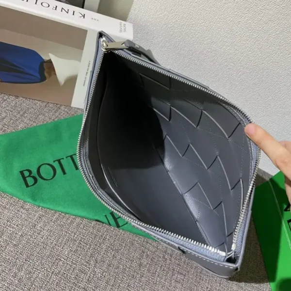 Bottega Veneta Cassette Clutch - Image 2