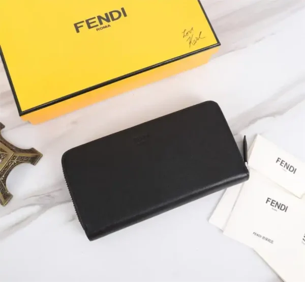 Fendi Grey Eyes Wallet - Image 3