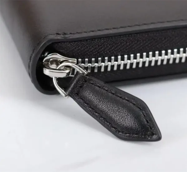 Fendi Grey Eyes Wallet - Image 8