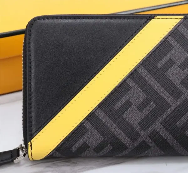 Fendi FF Black Wallet - Image 3