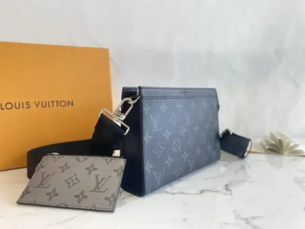 Louis Vuitton Gaston Wallet - Image 6