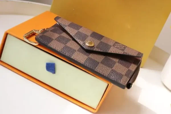 Louis Vuitton Card Holder Recto Verso Grid Brown - Image 5
