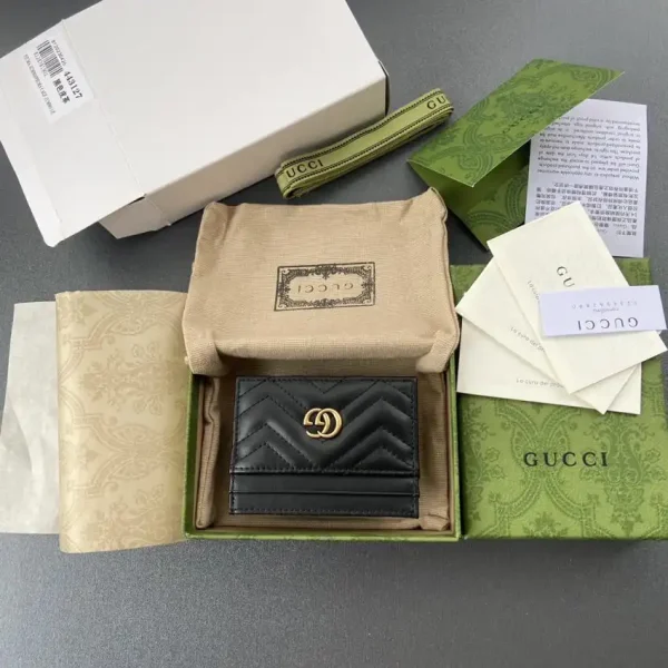 Gucci  Marmont Card Holder Black - Image 8