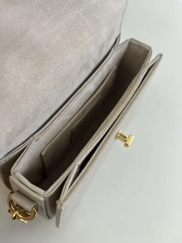 Dior 30 Montaigne Avenue Bag Beige - Image 2