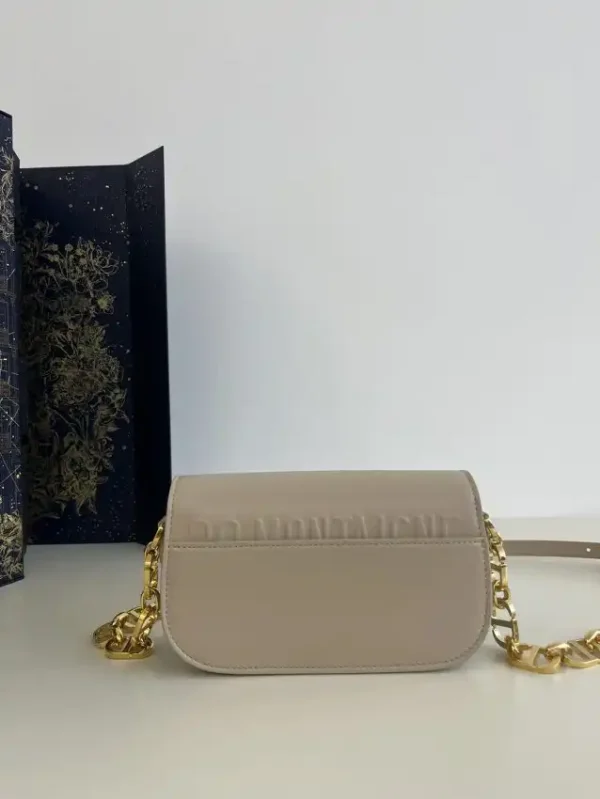 Dior 30 Montaigne Avenue Bag Beige - Image 4