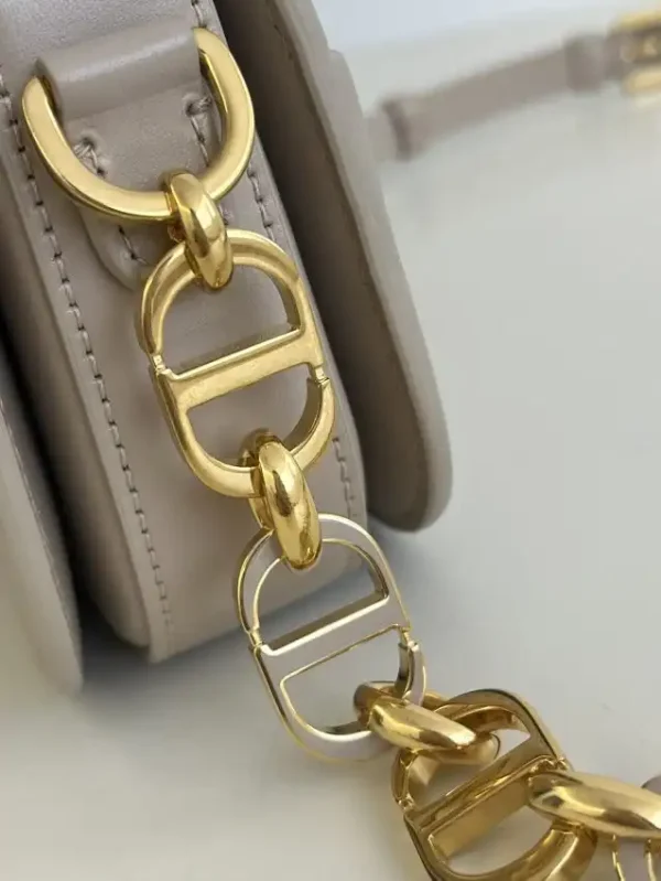 Dior 30 Montaigne Avenue Bag Beige - Image 7