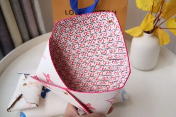 Louis Vuitton Kirigami Pochette Pouch - Image 6