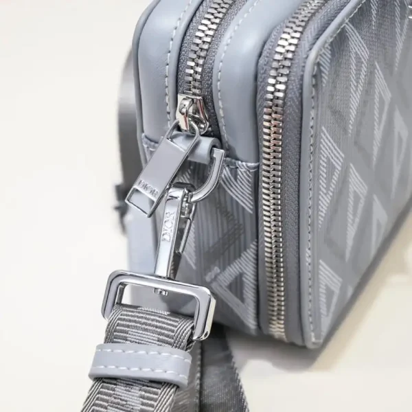 Dior Zipped Pouch  Diamond Blue - Image 7