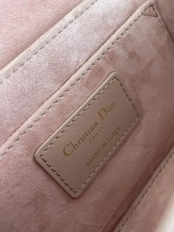 Dior 30 Montaigne Avenue Bag Pink - Image 7