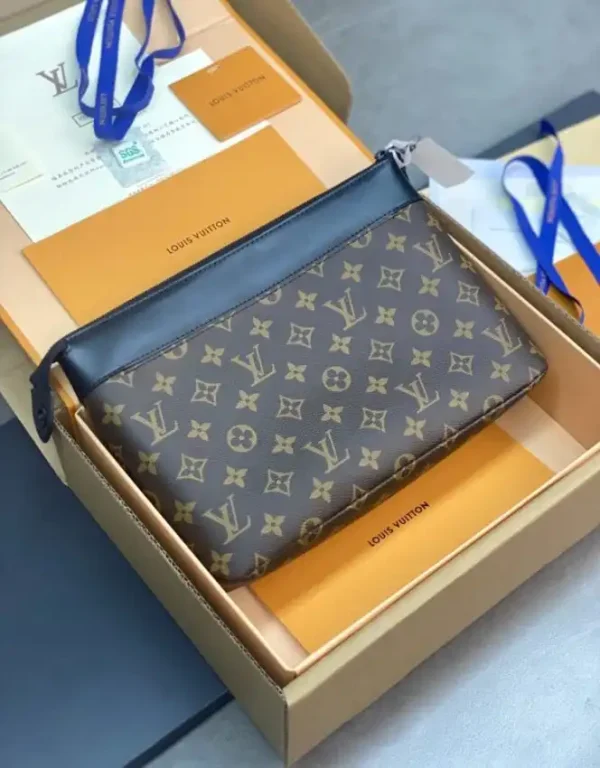 Louis Vuitton Pochette Voyage Souple Brown - Image 8