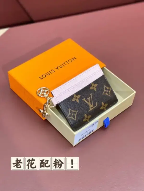 Louis Vuitton Card Holder - Image 3