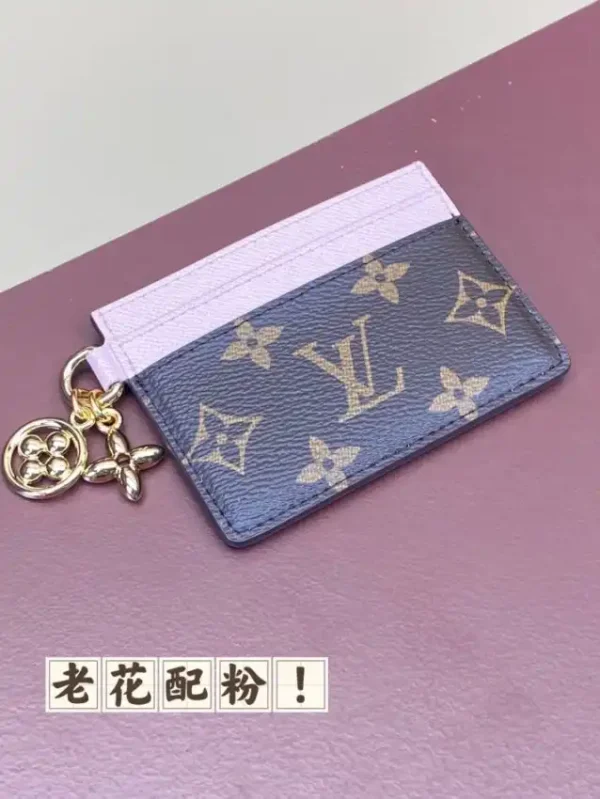 Louis Vuitton Card Holder - Image 8