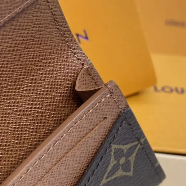 Louis Vuitton Envelope Card Holder Brown - Image 5
