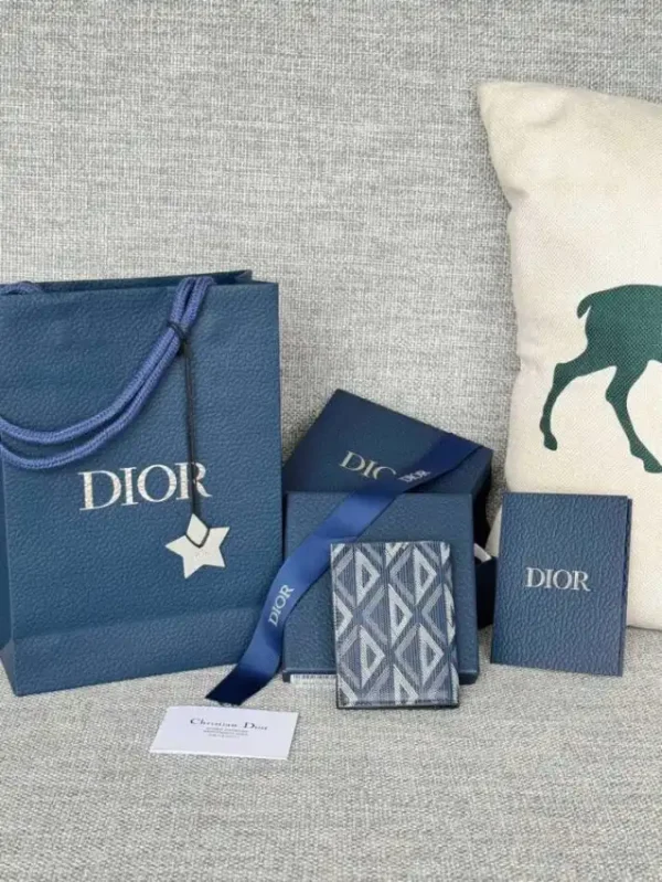 Dior Bi Fold Card Holder  4 Colors - Image 6