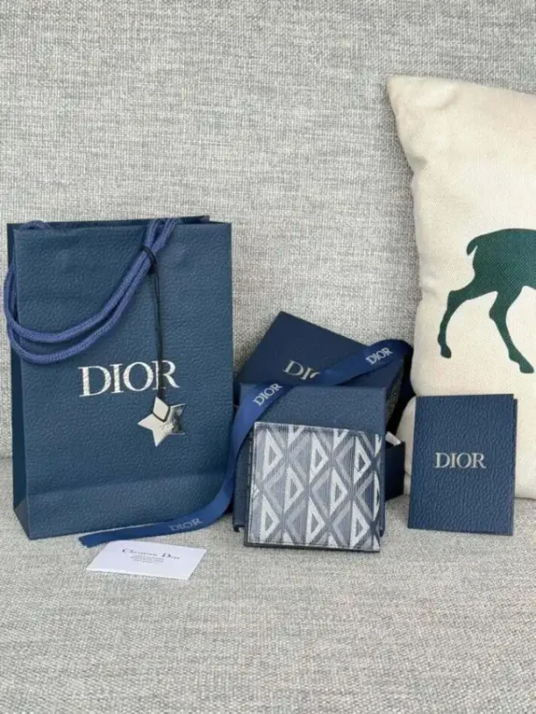 Dior  BiFold Wallet 4 colors - Image 5