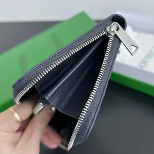 Bottega Veneta Zip Long Wallet White&Blue - Image 7