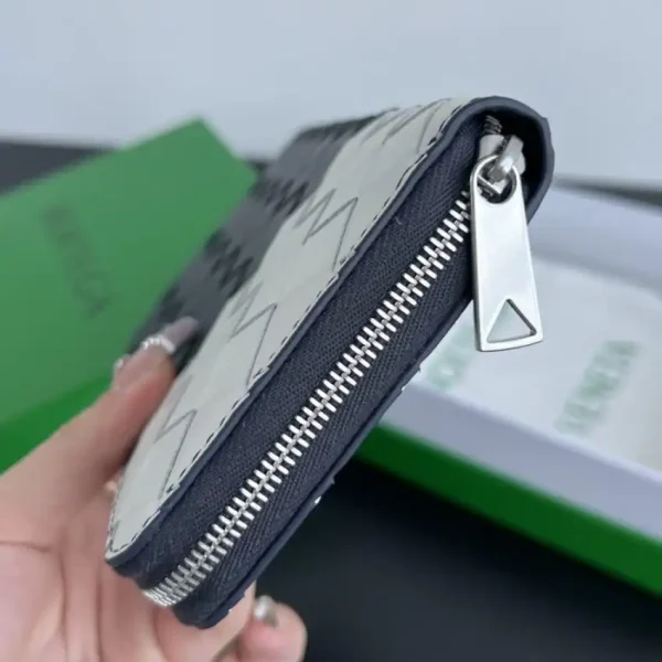 Bottega Veneta Zip Long Wallet White&Blue - Image 3