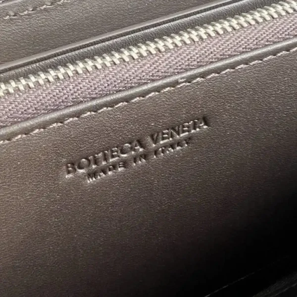 Bottega Veneta Zip Long Wallet - Image 9